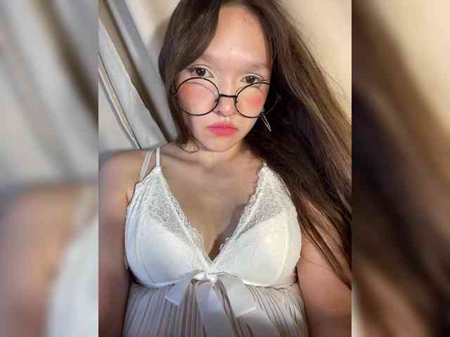 CuteLolly webcam