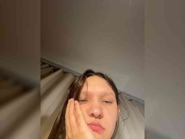 CuteLolly webcam