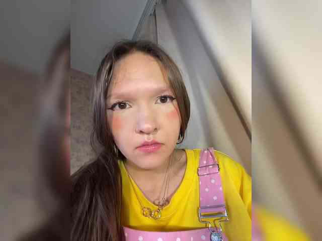 CuteLolly webcam