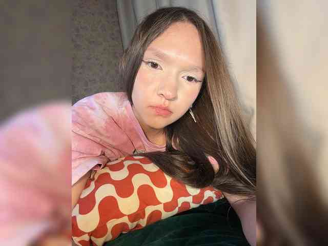 CuteLolly webcam