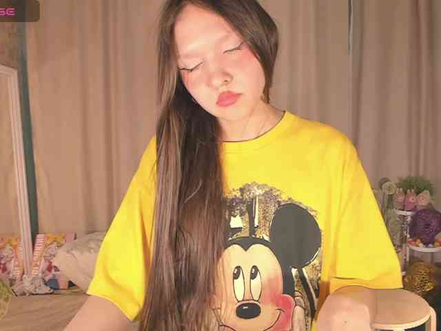 CuteLolly webcam