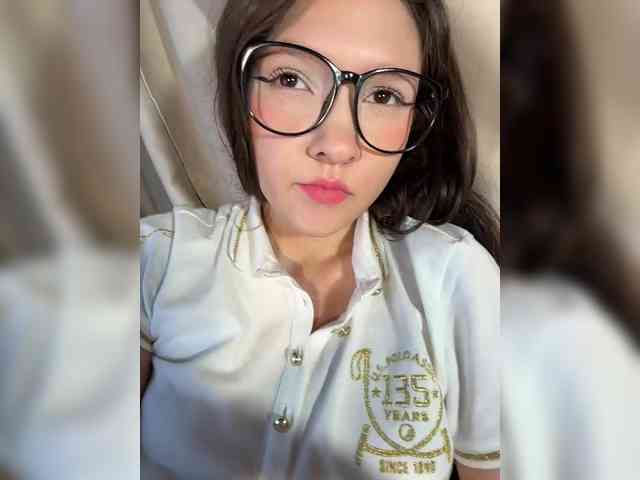 CuteLolly webcam