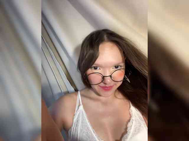 CuteLolly webcam