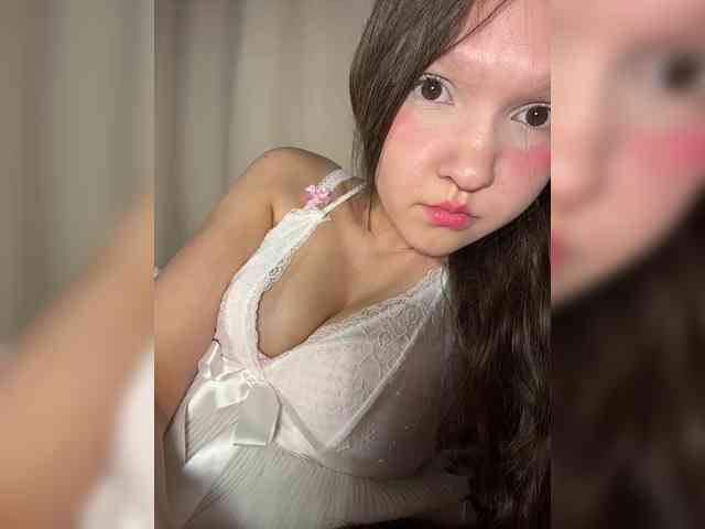CuteLolly webcam