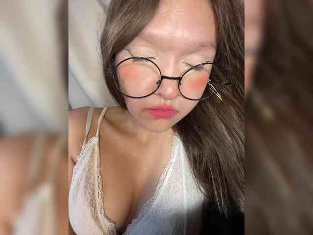 CuteLolly webcam