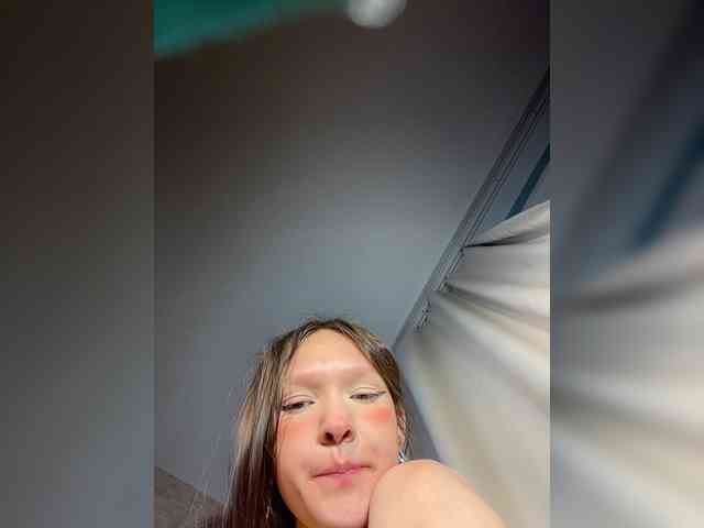 CuteLolly webcam