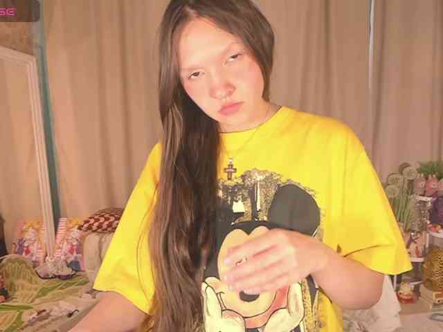 CuteLolly webcam
