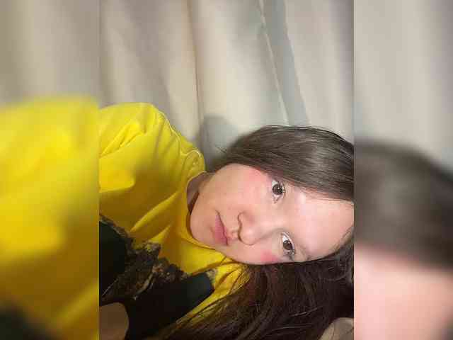 CuteLolly webcam