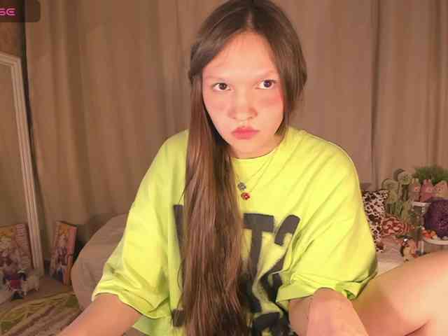 CuteLolly webcam
