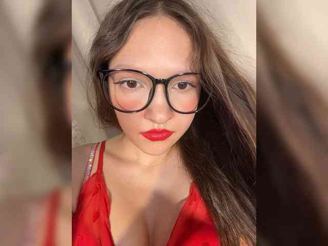 Cute-Lolly Sex Cam Show