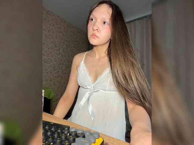 CuteLolly webcam