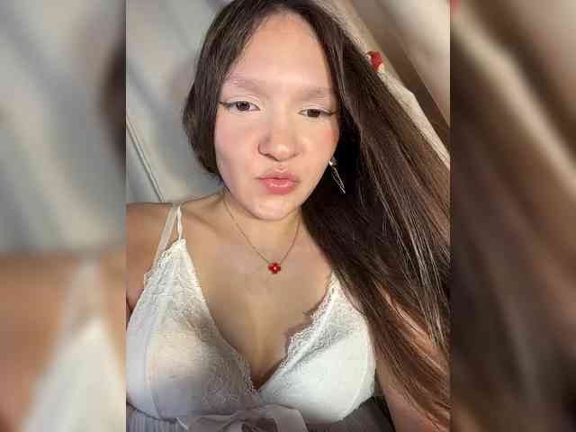 CuteLolly webcam