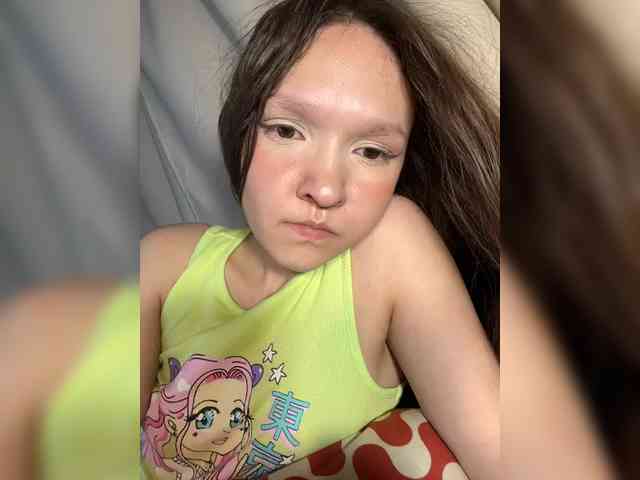 CuteLolly webcam