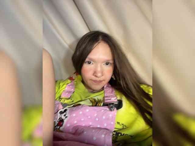CuteLolly webcam