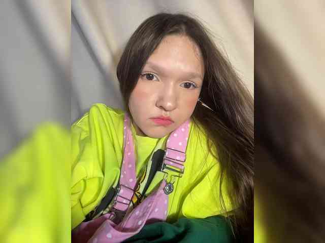 CuteLolly webcam
