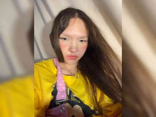 CuteLolly webcam
