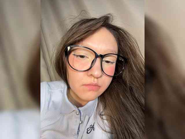 CuteLolly webcam