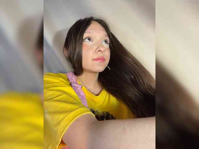 CuteLolly webcam