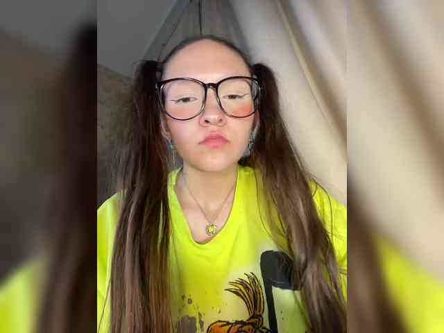CuteLolly webcam