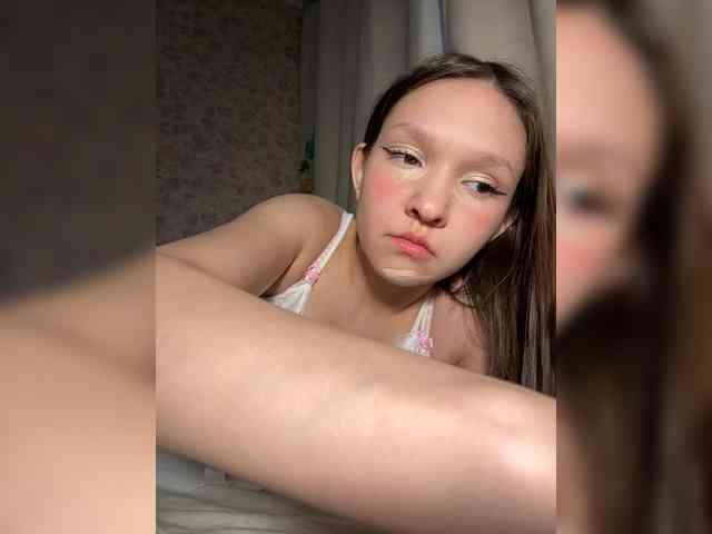 CuteLolly webcam