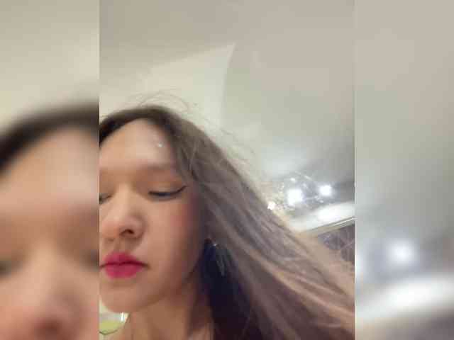 CuteLolly webcam