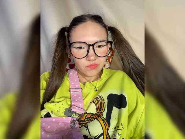 CuteLolly webcam