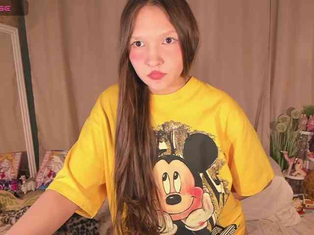 CuteLolly webcam