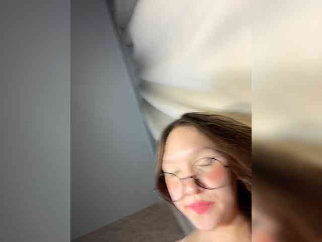 CuteLolly webcam