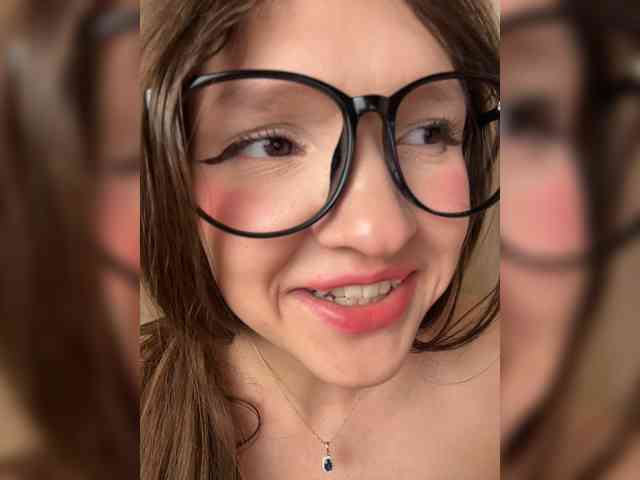 CuteLolly webcam
