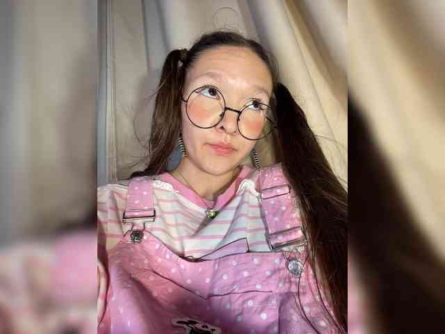 CuteLolly webcam