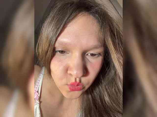 CuteLolly webcam