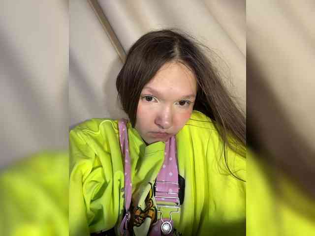 CuteLolly webcam