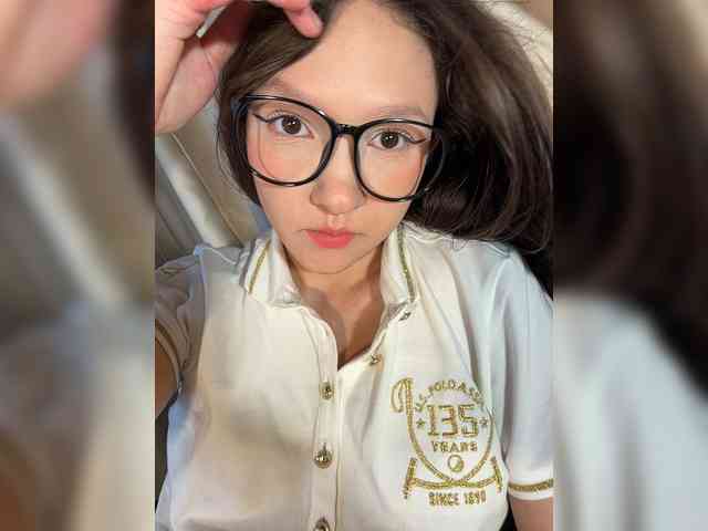 CuteLolly webcam