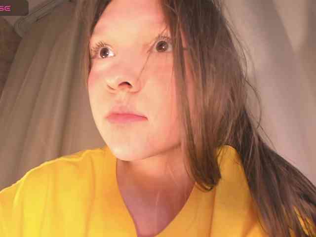 CuteLolly webcam