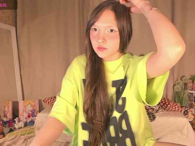 CuteLolly webcam