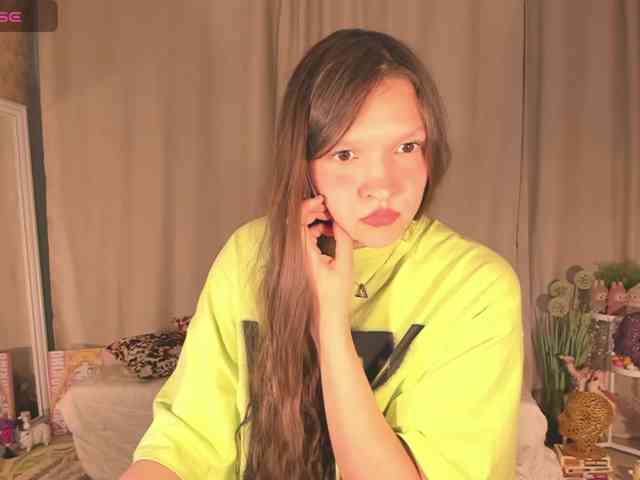 CuteLolly webcam