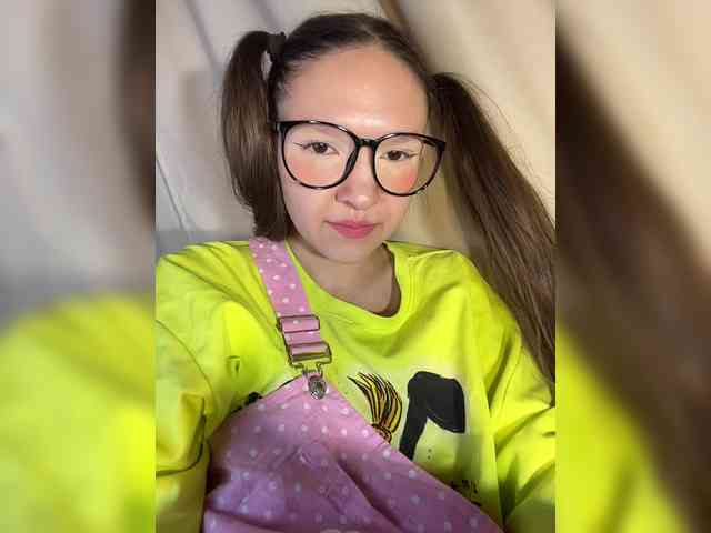 CuteLolly webcam
