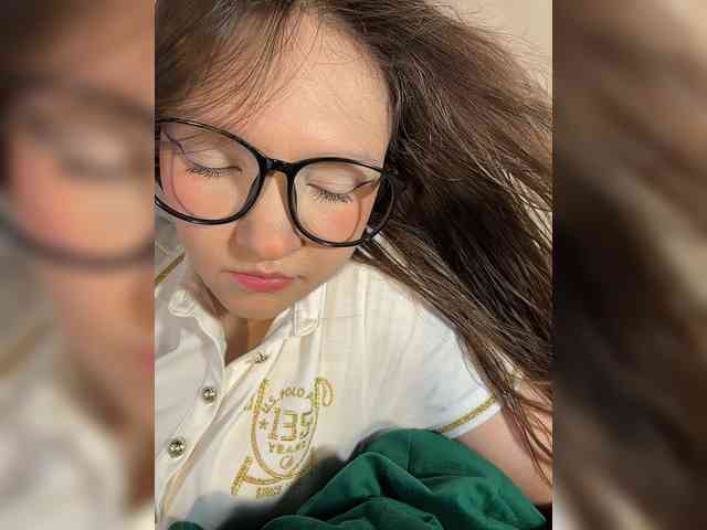 CuteLolly webcam