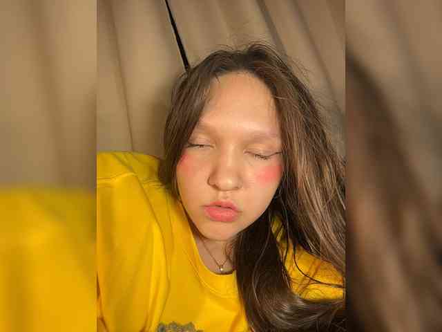 CuteLolly webcam