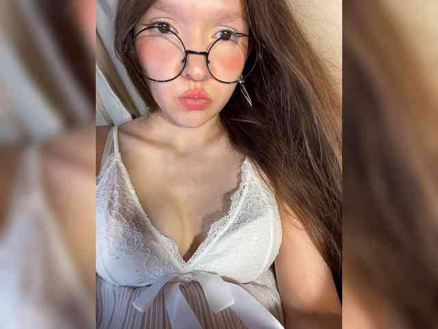 CuteLolly webcam