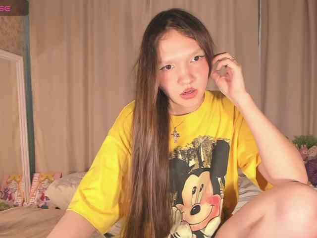 CuteLolly webcam