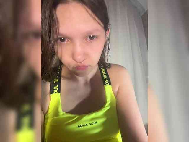 CuteLolly webcam