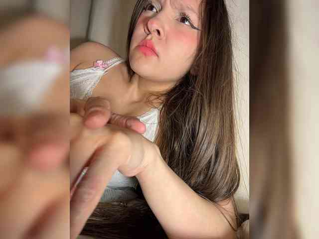CuteLolly webcam