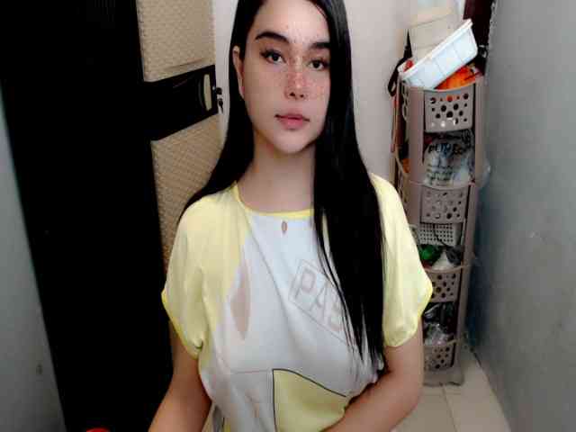 tsrosanna Live Webcam on BongaCams