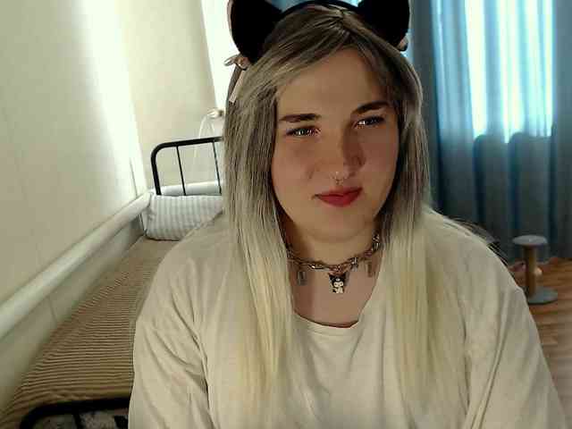 EvaMiron Live Webcam on BongaCams