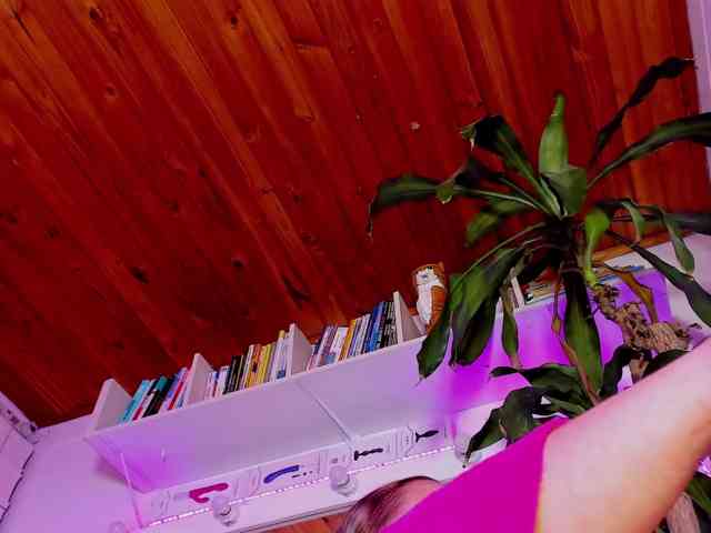asscutebig webcam