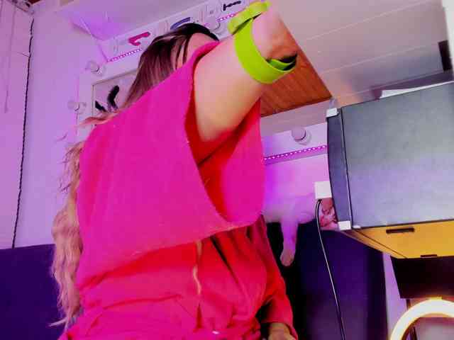 asscutebig webcam