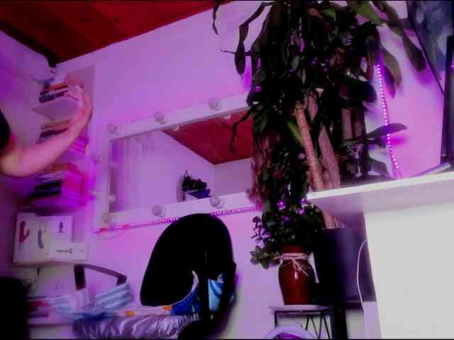 asscutebig webcam