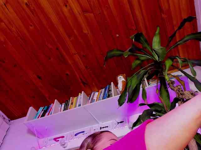 asscutebig webcam