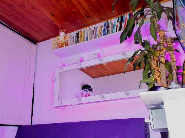asscutebig webcam